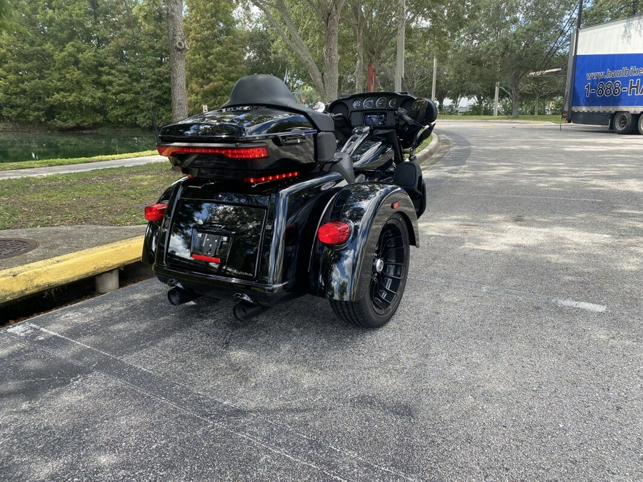 2025 Harley-Davidson® Tri Glide® Ultra