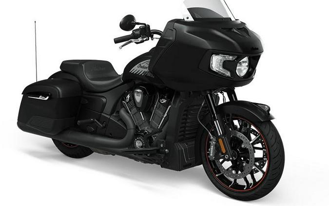 2021 Indian Motorcycle® Challenger® Dark Horse Thunder Black Smoke