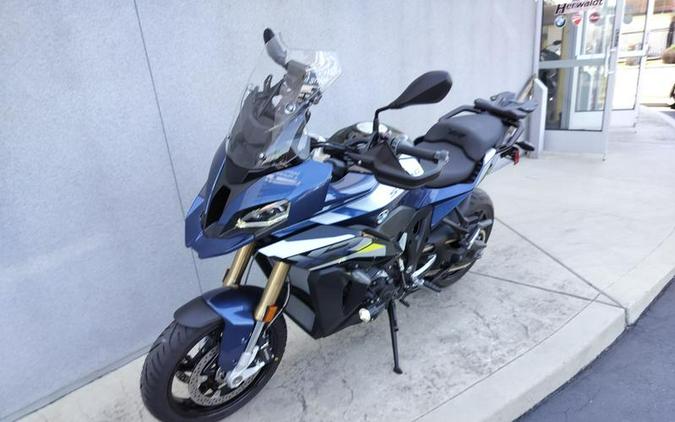 2024 BMW S 1000 XR Gravity Blue Metallic