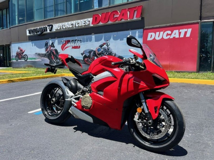 2019 Ducati Panigale V4 Ducati Red