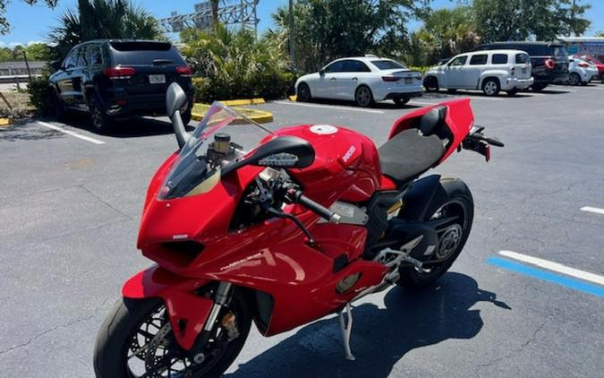 2019 Ducati Panigale V4 Ducati Red