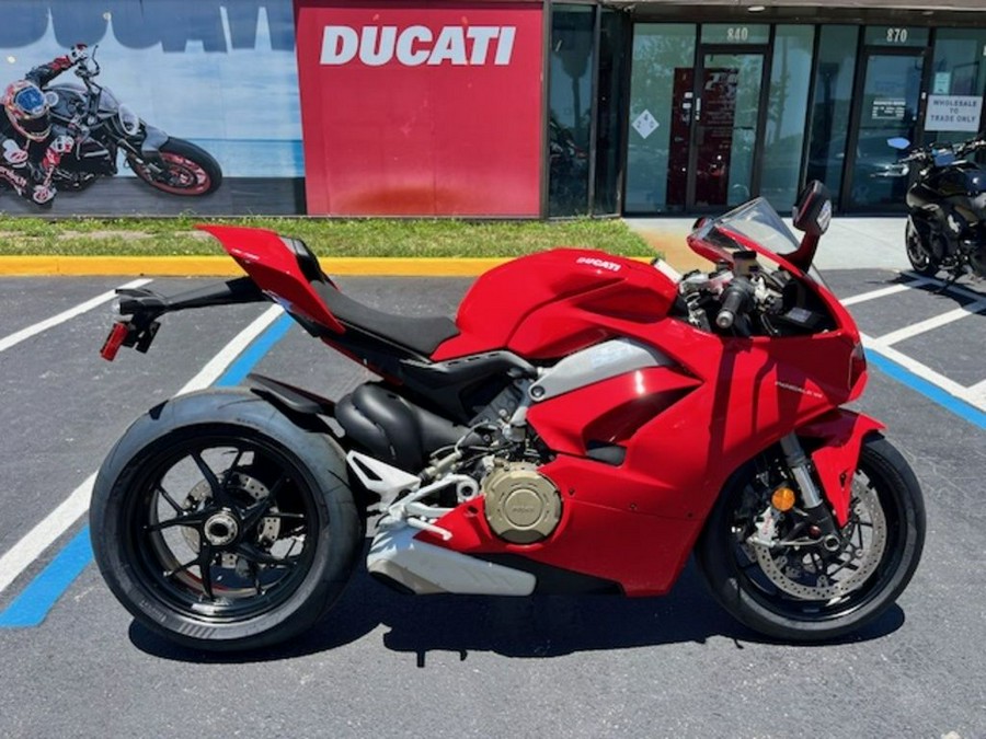 2019 Ducati Panigale V4 Ducati Red