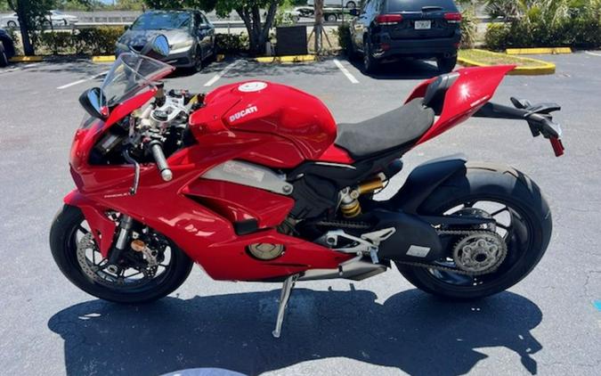 2019 Ducati Panigale V4 Ducati Red