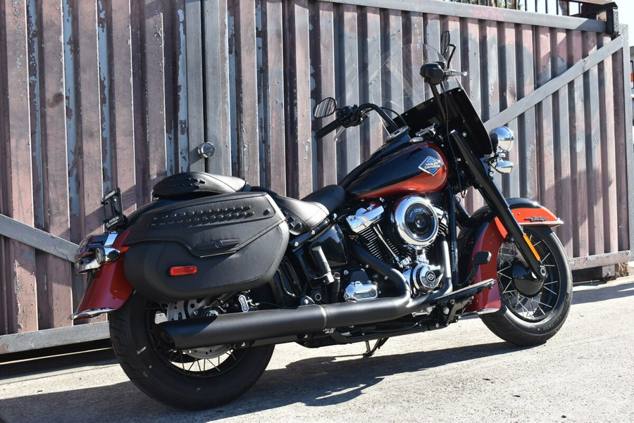 2025 Harley-Davidson® Heritage Classic FLHC