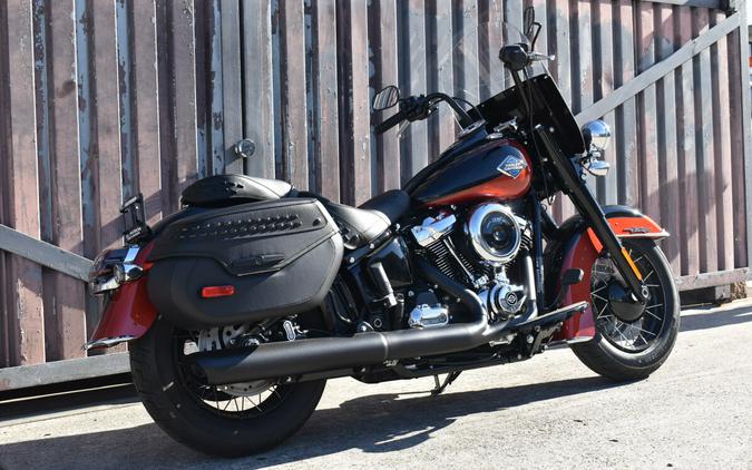 2025 Harley-Davidson® Heritage Classic FLHC