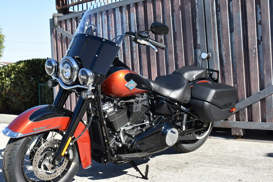 2025 Harley-Davidson® Heritage Classic FLHC