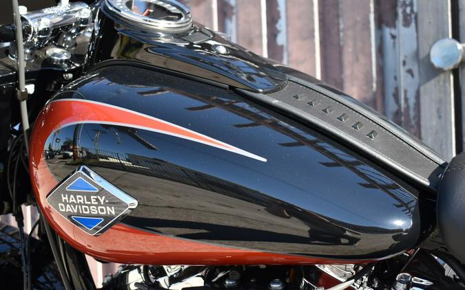 2025 Harley-Davidson® Heritage Classic FLHC