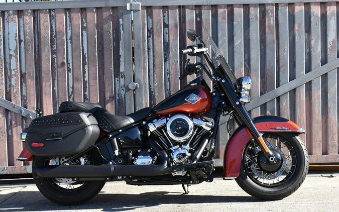 2025 Harley-Davidson® Heritage Classic FLHC