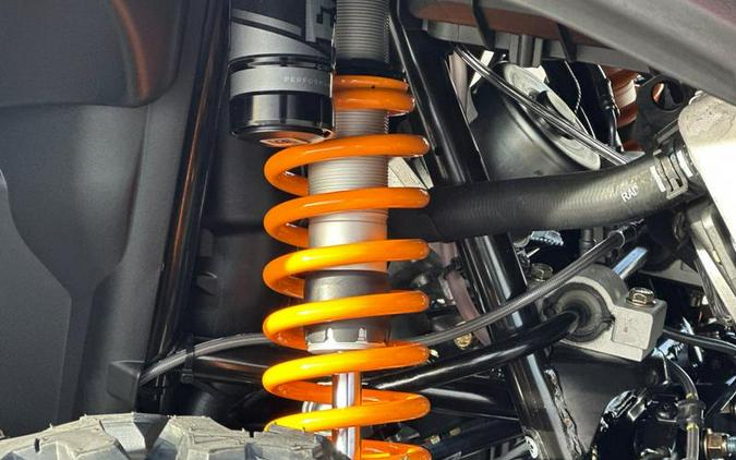 2026 Can-Am® ATV OUTL MAX XTP 1000R GY 26