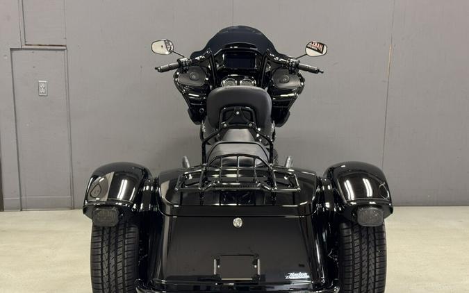 FLTRT 2023 Road Glide® 3
