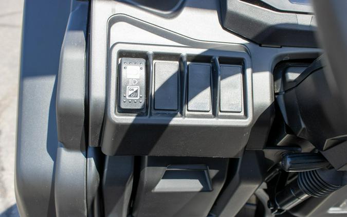 2026 CAN-AM DEFENDER MAX DPS HD7
