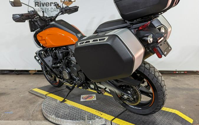 2021 Harley-Davidson Pan America™ 1250 Baja Orange/Stonewashed White Pearl