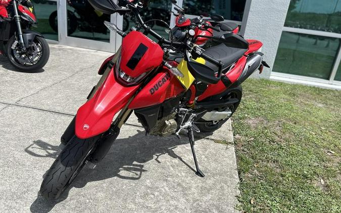 2024 Ducati Hypermotard 698 Mono Red