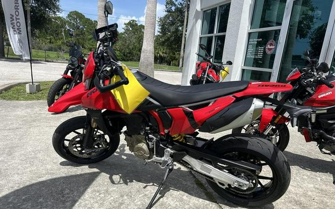 2024 Ducati Hypermotard 698 Mono Red