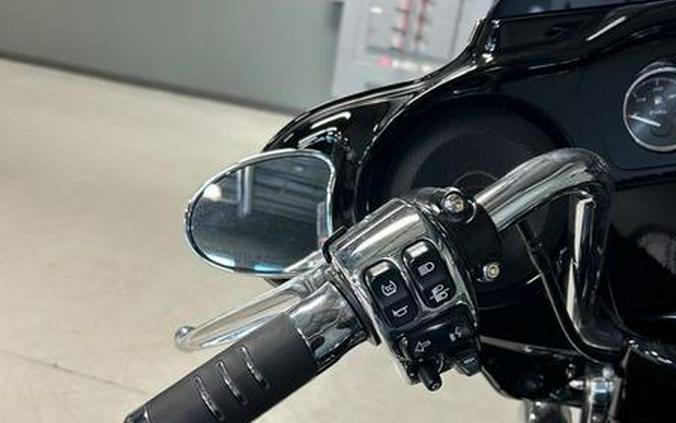 2022 Harley-Davidson® FLHXS - Street Glide® Special