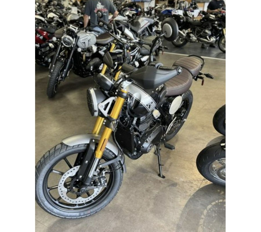 2025 Triumph Scrambler 400 X Phantom Black Silver Ice