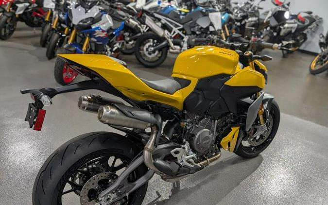 2026 Ducati Streetfighter V2 S Ducati Red