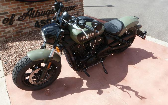 2026 Indian Motorcycle® Scout® Bobber Limited +Tech Moss Green Smoke