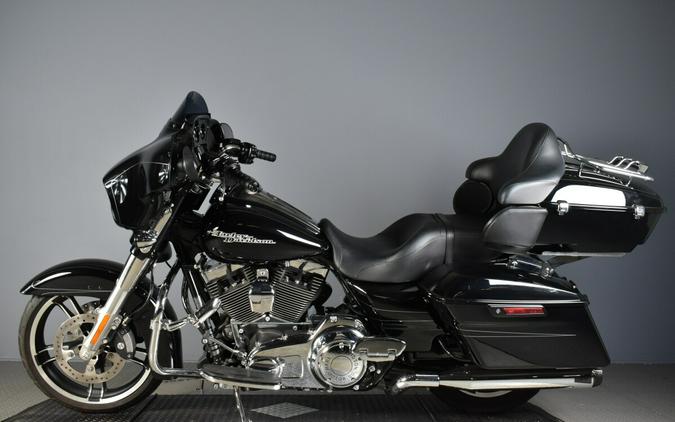 2015 Harley-Davidson Street Glide Special