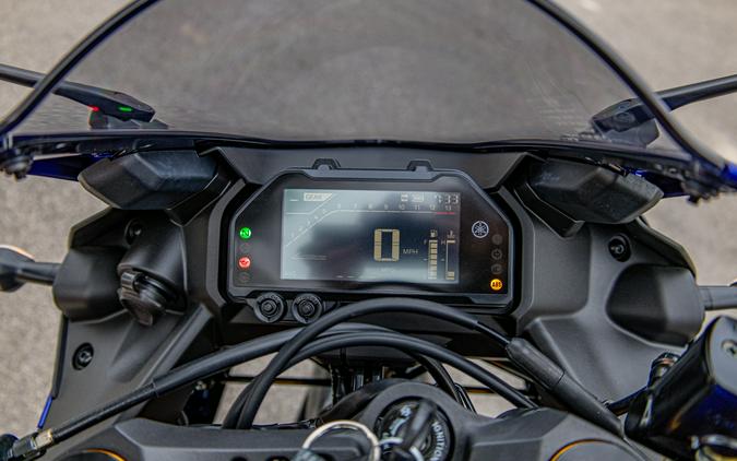 2026 YAMAHA YZFR3 ABS