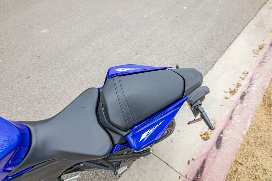 2026 YAMAHA YZFR3 ABS