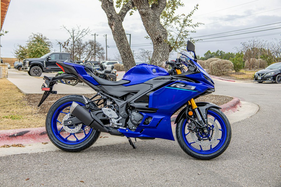 2026 YAMAHA YZFR3 ABS