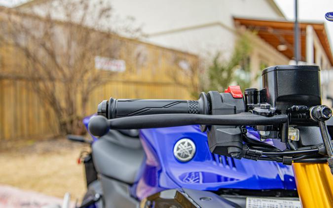 2026 YAMAHA YZFR3 ABS