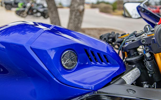 2026 YAMAHA YZFR3 ABS