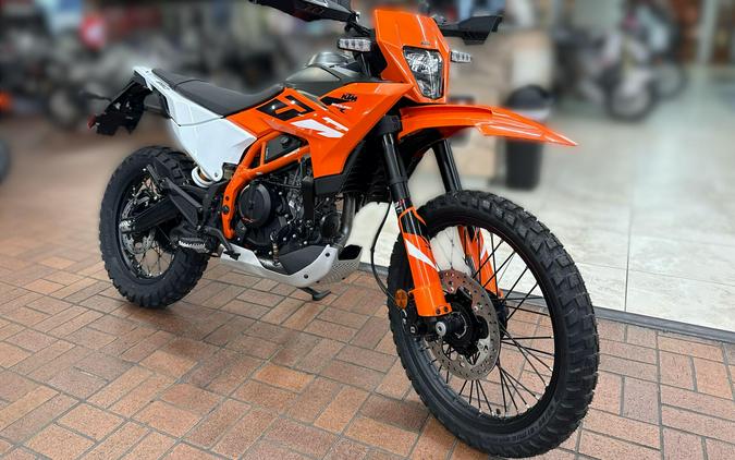 2025 KTM 390 ENDURO R