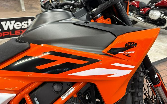 2025 KTM 390 ENDURO R