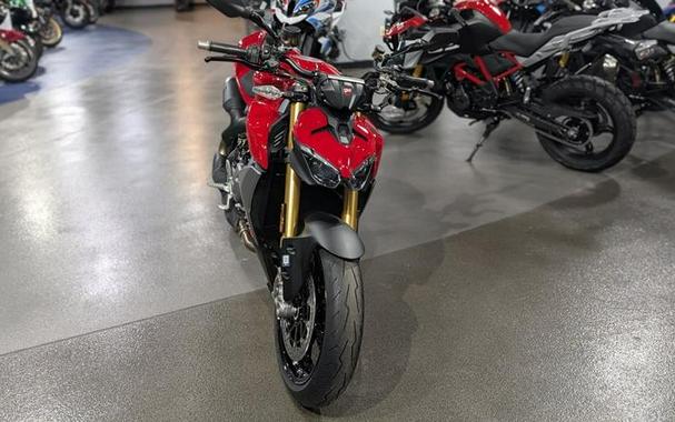 2026 Ducati Streetfighter V2 S Ducati Red