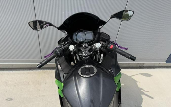 2023 Kawasaki Ninja® 400 Metallic Magnetic Dark Gray/Twilight Blue