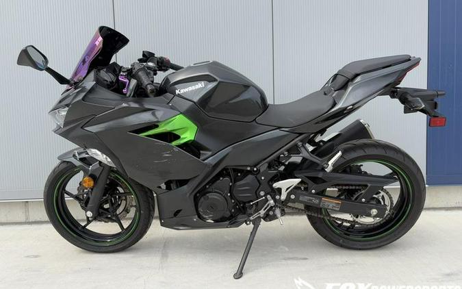 2023 Kawasaki Ninja® 400 Metallic Magnetic Dark Gray/Twilight Blue