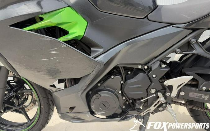 2023 Kawasaki Ninja® 400 Metallic Magnetic Dark Gray/Twilight Blue