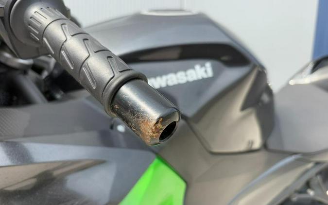 2023 Kawasaki Ninja® 400 Metallic Magnetic Dark Gray/Twilight Blue