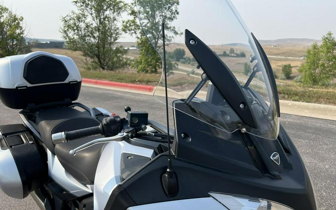 2014 Triumph Trophy SE