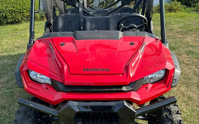 2023 Honda® Pioneer 1000-6 Deluxe Crew