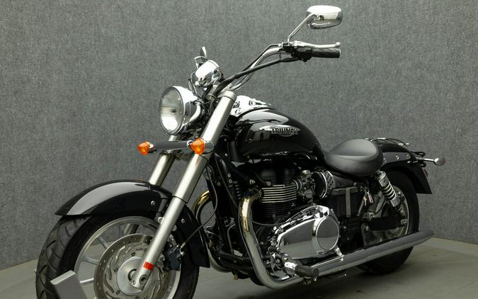 2013 TRIUMPH AMERICA