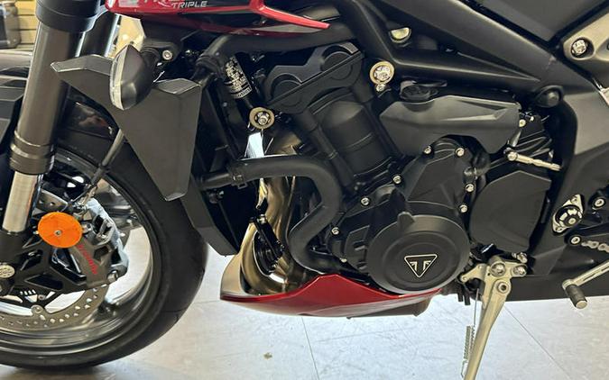 2025 Triumph Street Triple 765 RS Carnival Red