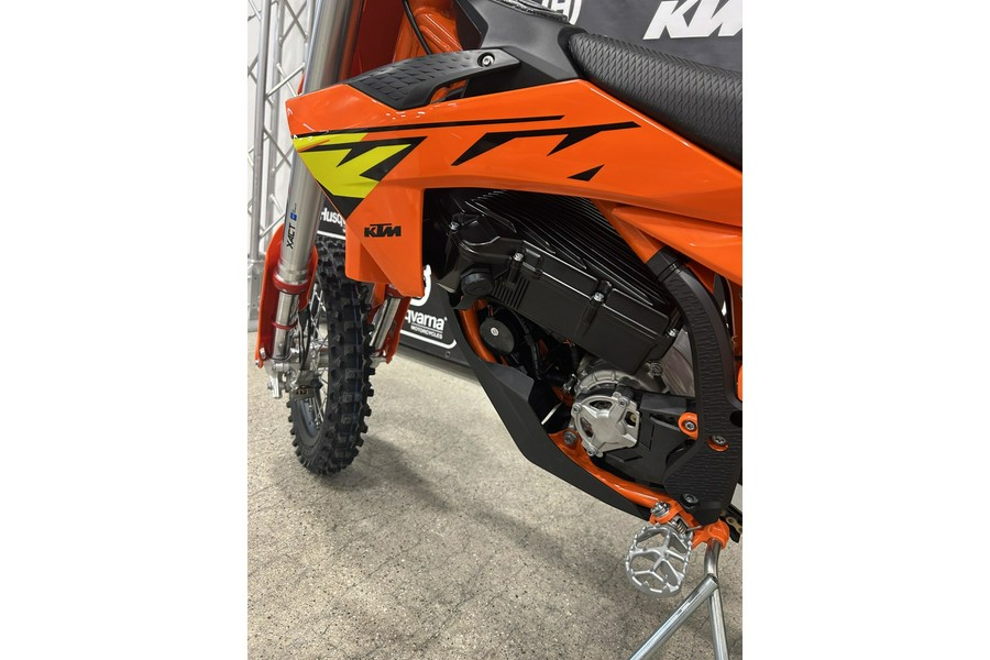 2026 KTM SX E 5