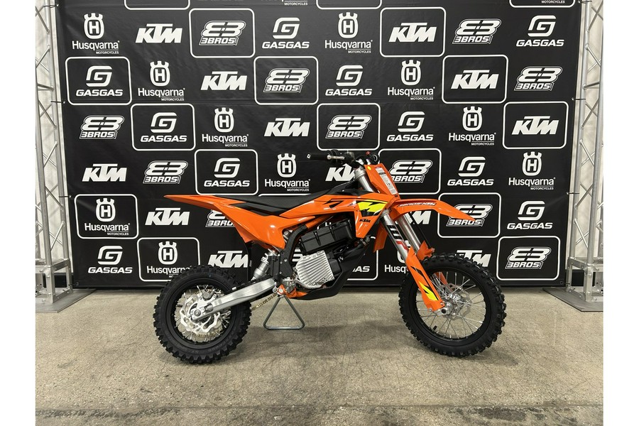 2026 KTM SX E 5