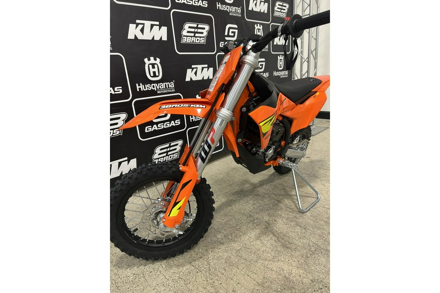 2026 KTM SX E 5