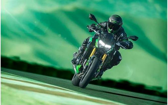 2024 Kawasaki Z900 SE