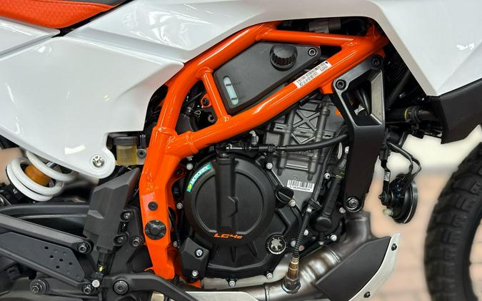 2025 KTM 390 ADVENTURE R