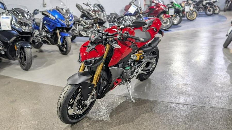 2026 Ducati Streetfighter V2S DEMO