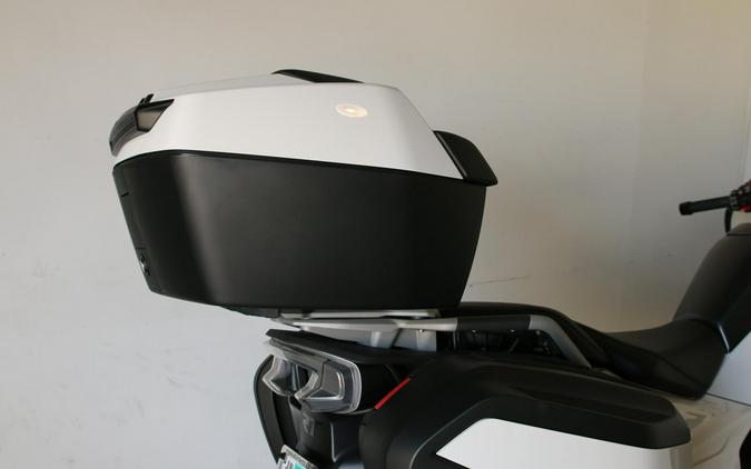 2026 BMW Motorrad R 1300 RT
