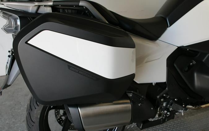 2026 BMW Motorrad R 1300 RT