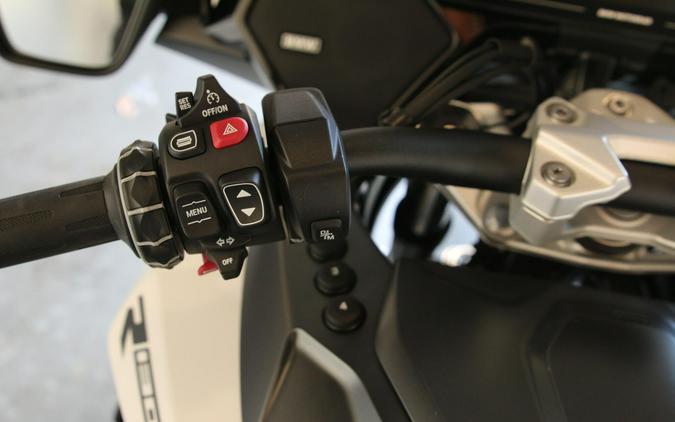 2026 BMW Motorrad R 1300 RT