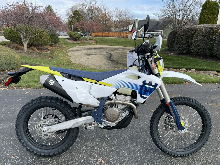 2024 Husqvarna Motorcycles FE 350s