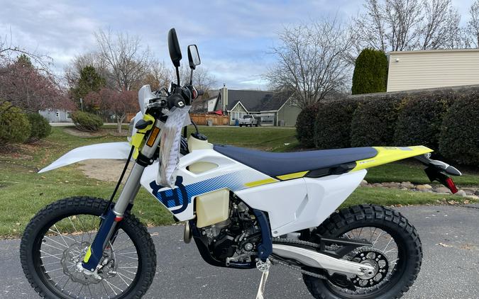 2024 Husqvarna Motorcycles FE 350s